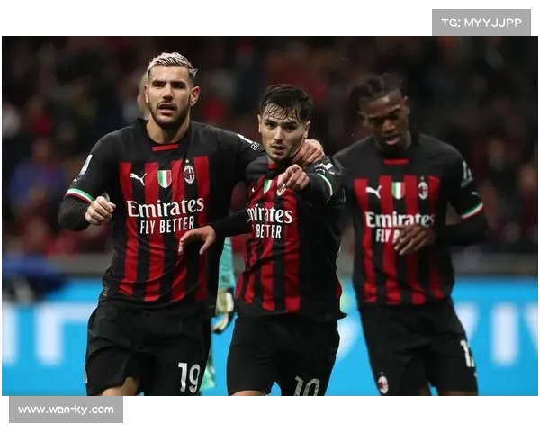AC米兰2-1击败比萨，红黑军团联赛23轮不败